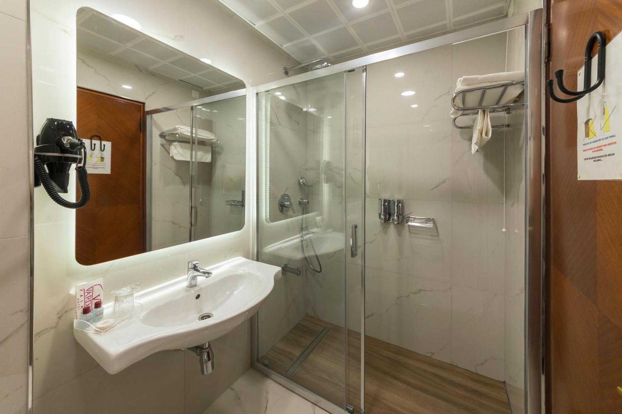 Vardar Palace Hotel - Special Category Stambuł Zewnętrze zdjęcie